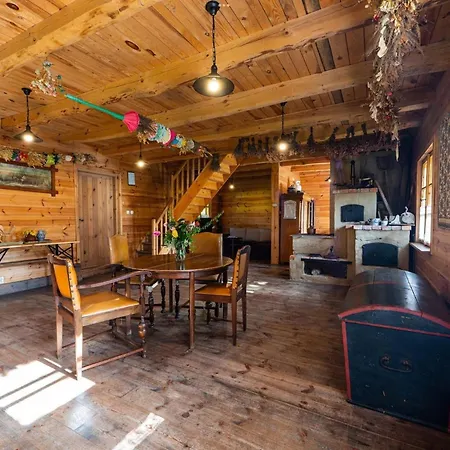 Large, Atmospheric In The Countryside Holiday home *